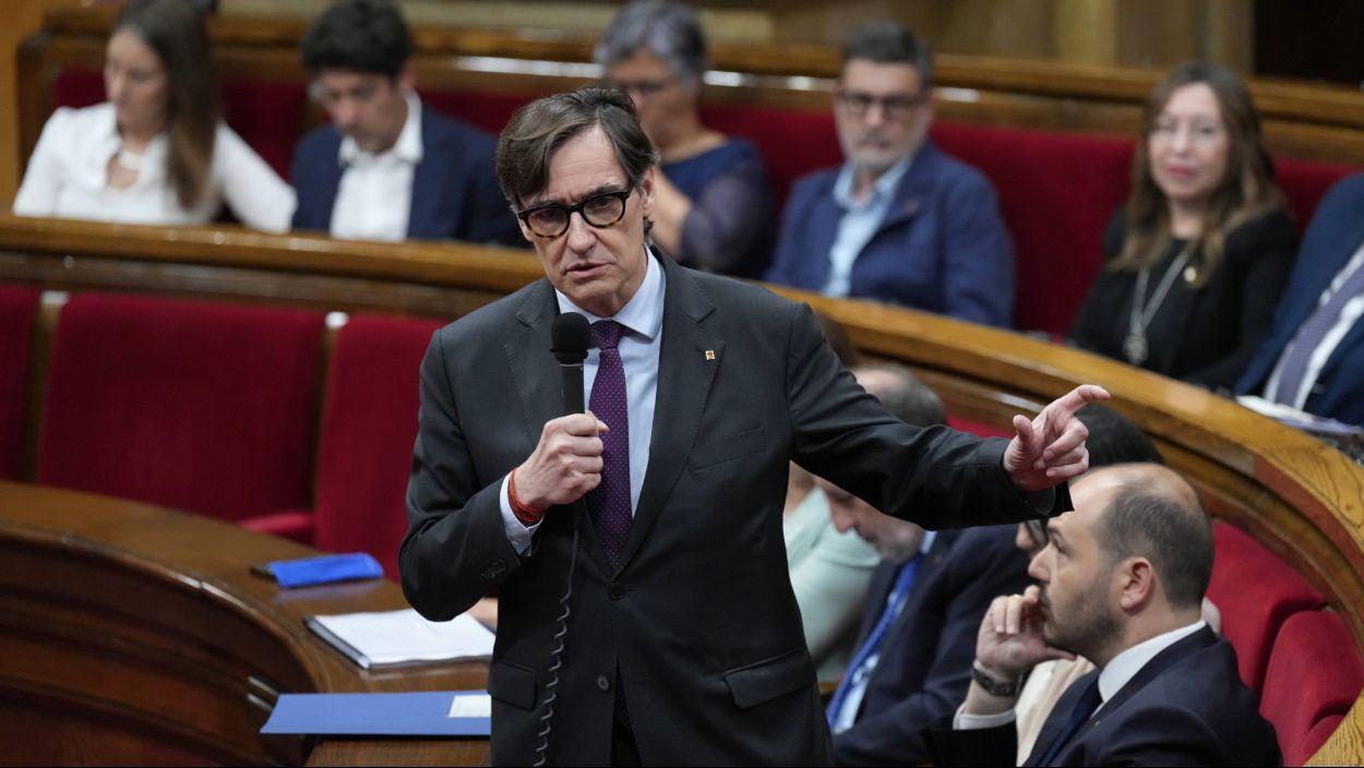 El president de la Generalitat, Salvador Illa, a la sessió de control del Parlament de Catalunya del 29 d'abril de 2026. David Zorrakino / EP