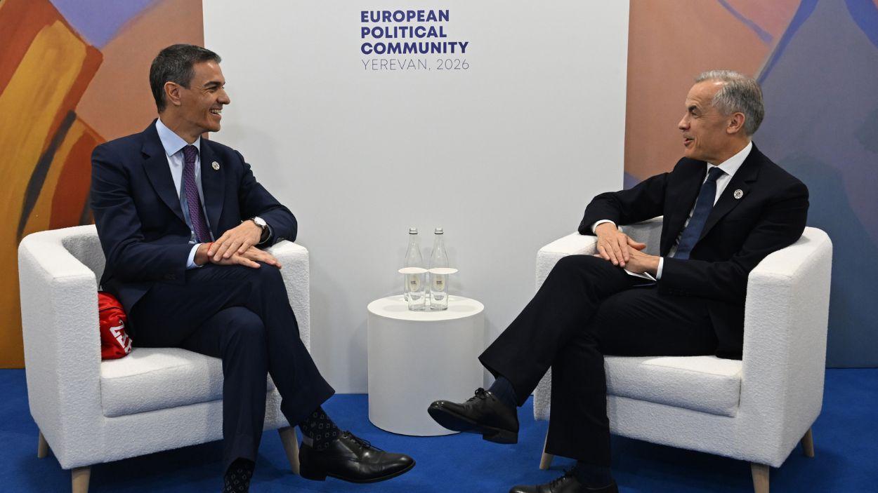 El presidente del Govern espanyol, Pedro Sánchez, amb el primer ministre de Canadà, Mark Carney. EP