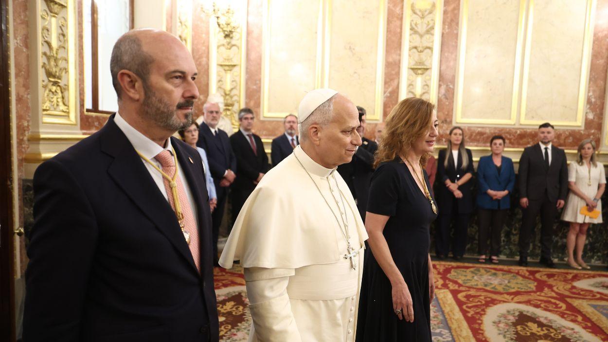 Sumar lliura al Papa Lleó XIV una carta del Sindicat de Llogateres: llegeix íntegra la missiva. EP