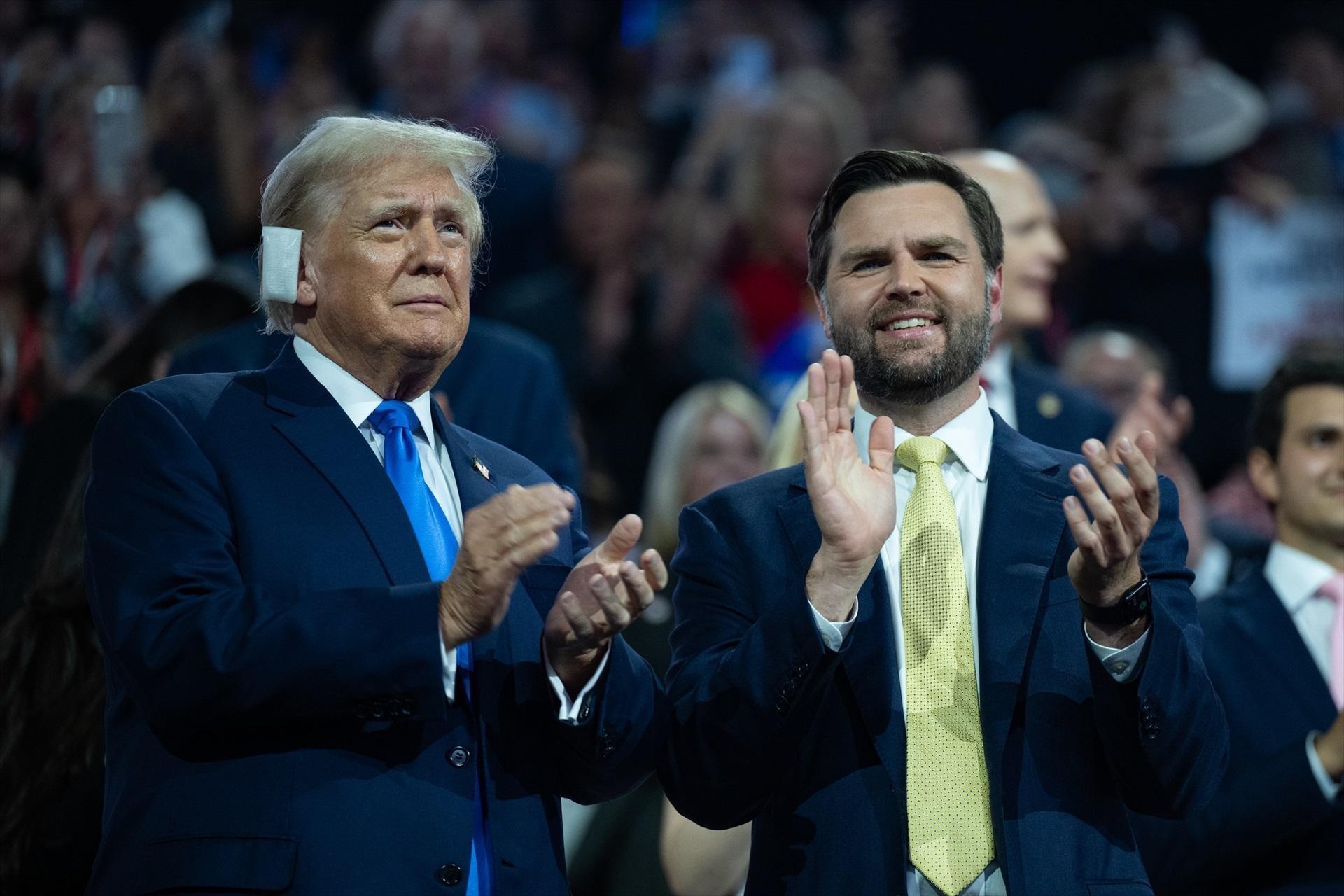 Donald Trump i JD Vance. EP