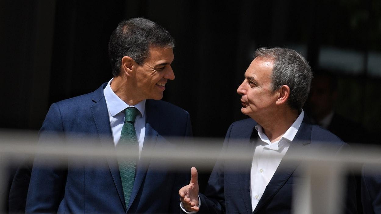 Pedro Sánchez i José Luis Rodríguez Zapatero. EP