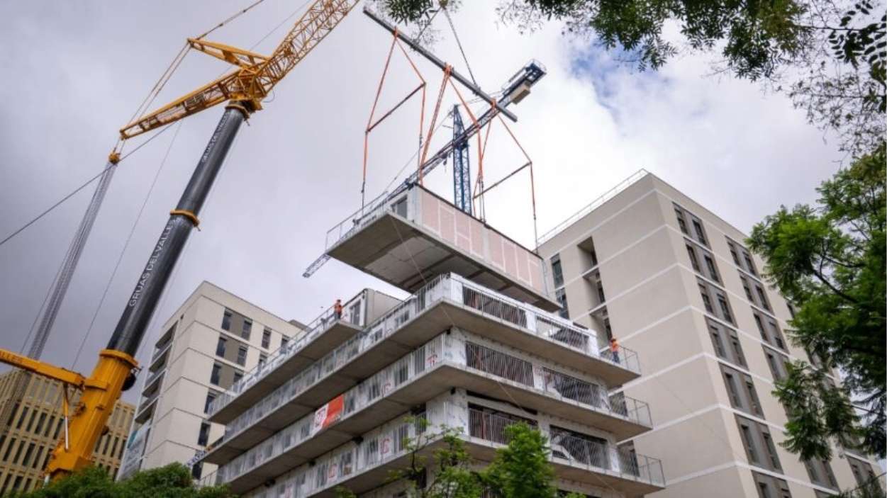 Construcció d'habitatges públics a Barcelona