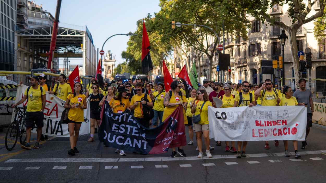 Manifestació de docents a Barcelona, a 8 de setembre de 2026. Lorena Sopêna / EP