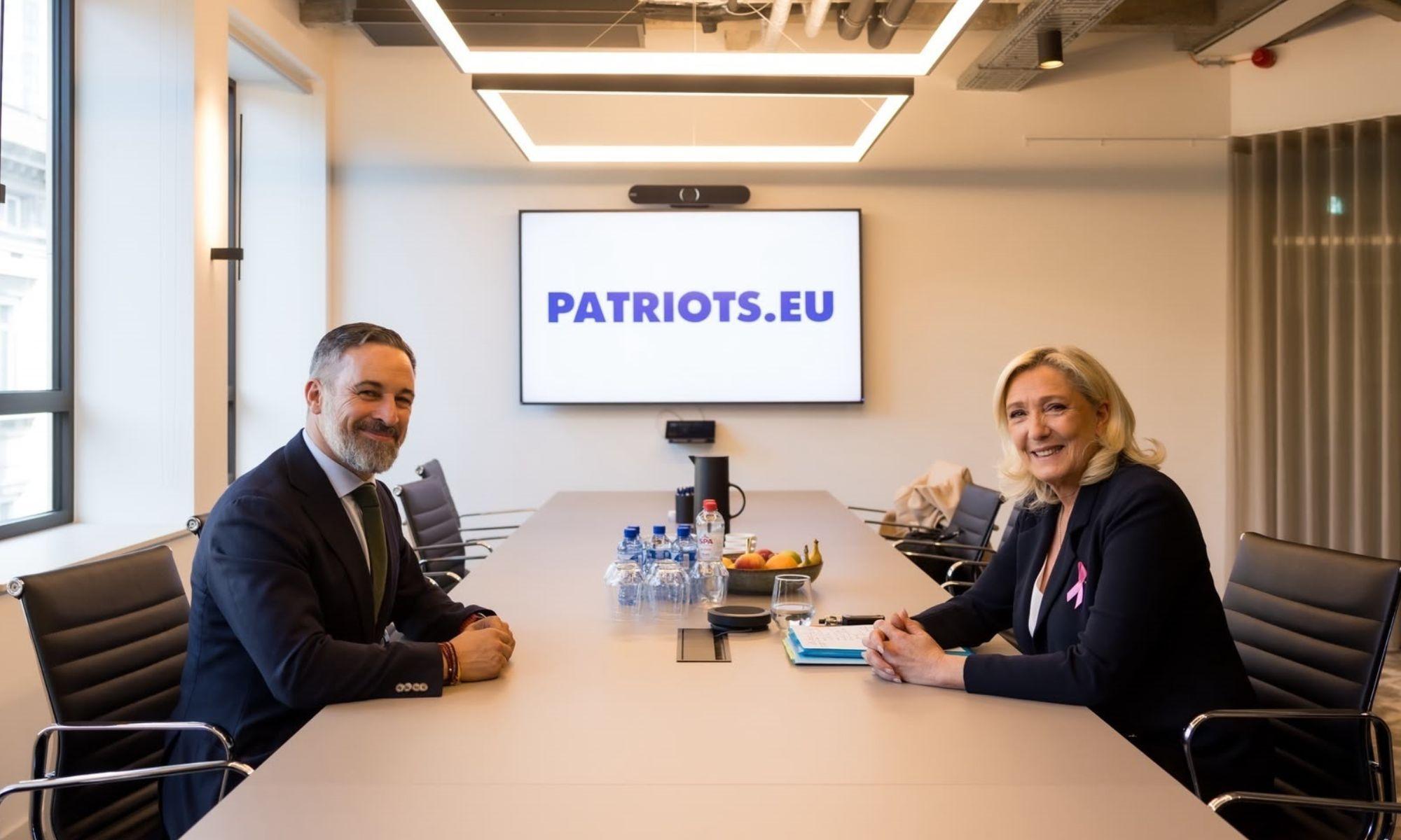Santiago Abascal i Marine Le Pen. REMITIDA / HANDOUT por VOX.