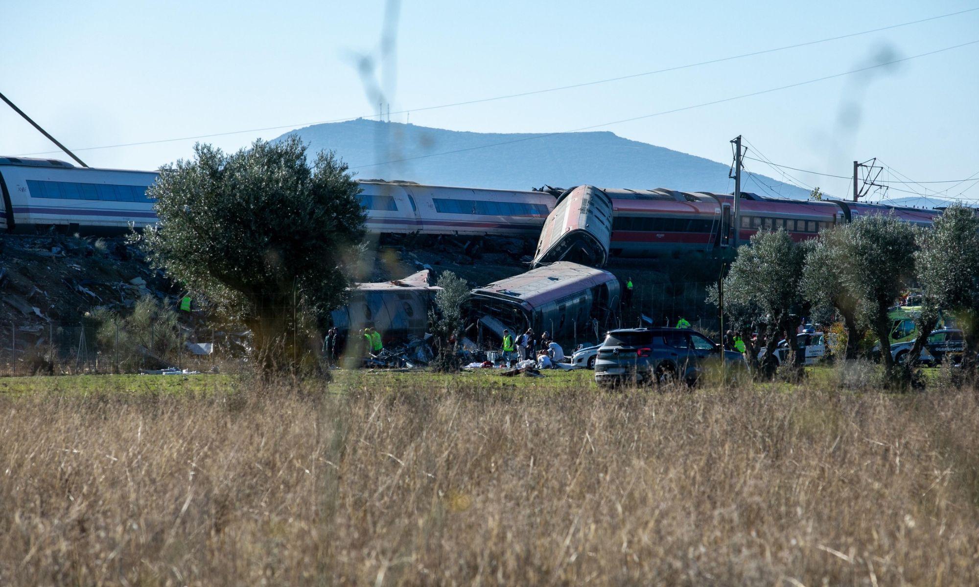 La Guàrdia Civil interroga a l'operari del centre de control d'Adif que va donar l'ordre de reprendre la marxa. EP